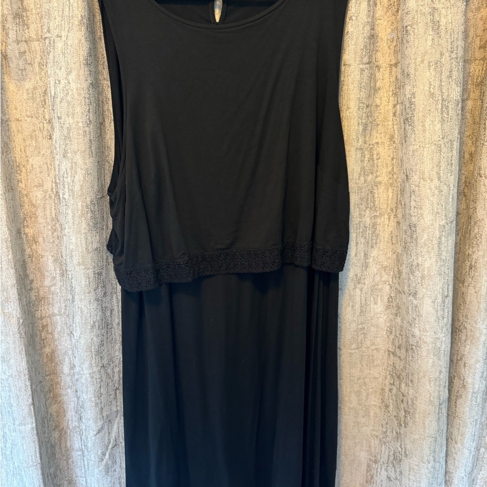 Elegant Black Sleeveless Dress